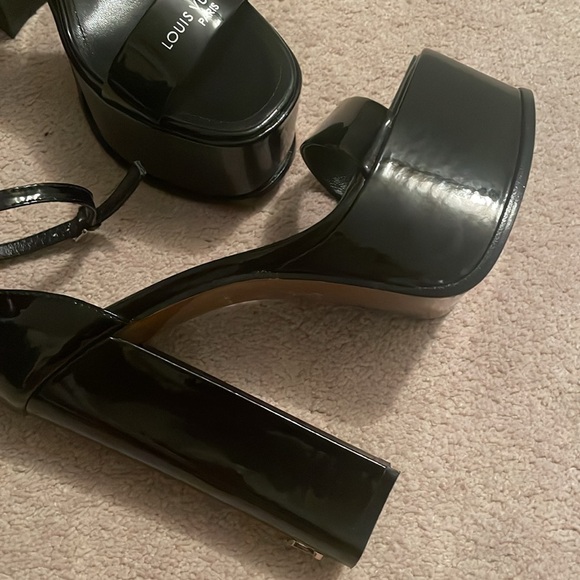 LV Style Platform Sandals LV high heels Patent Louis Vuitton style Fame - Picture 14 of 16